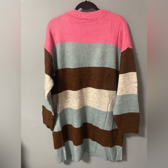 NWT Miracle Two Toned Color Block
Long Body Knit Open Cardigan. Size S/M - Picture 3 of 7